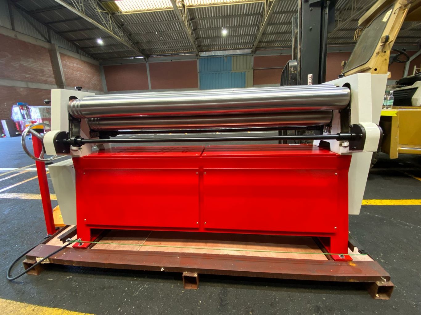 Cilindradora Electromecánica – Corato 3.5x1550mm